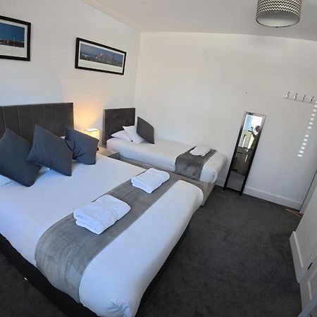 Oakhurst Gatwick B&B Кролей Экстерьер фото