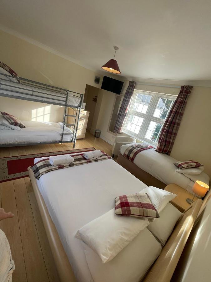 Oakhurst Gatwick B&B Кролей Экстерьер фото